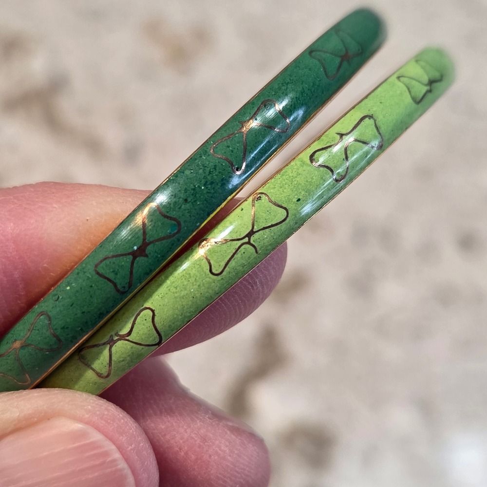 Vintage Green Enamel Bow Bangle Bracelet Set Stackable 2pc Boho